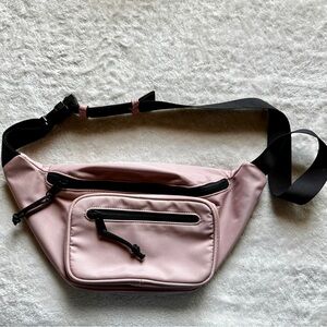 Urban Fit by Urban Expressions belt bag, GUC
